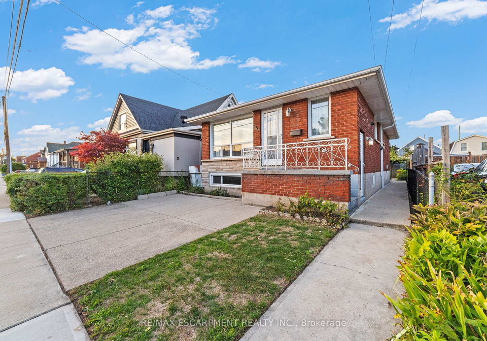 99-edinburgh-avenue-hamilton-ontario-x12443953