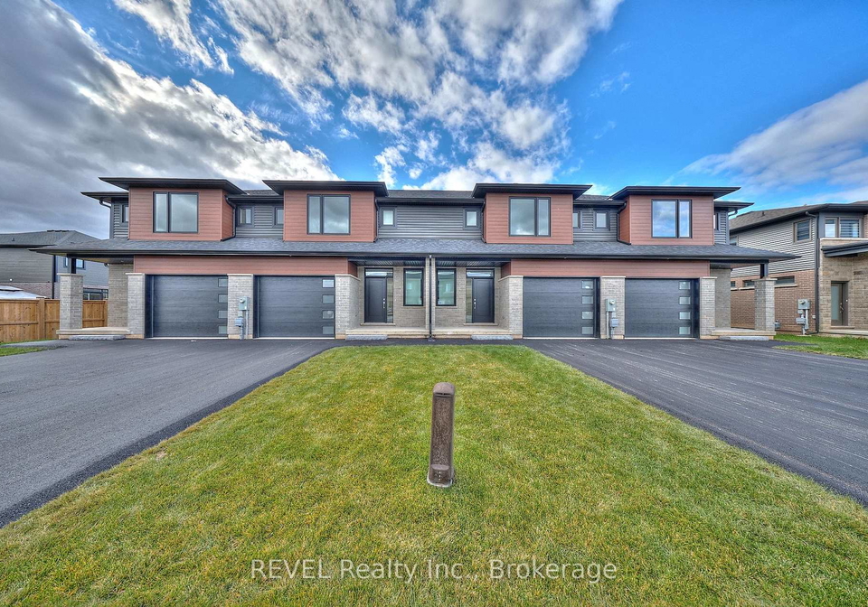 7437-matteo-drive-niagara-falls-ontario-x12443954