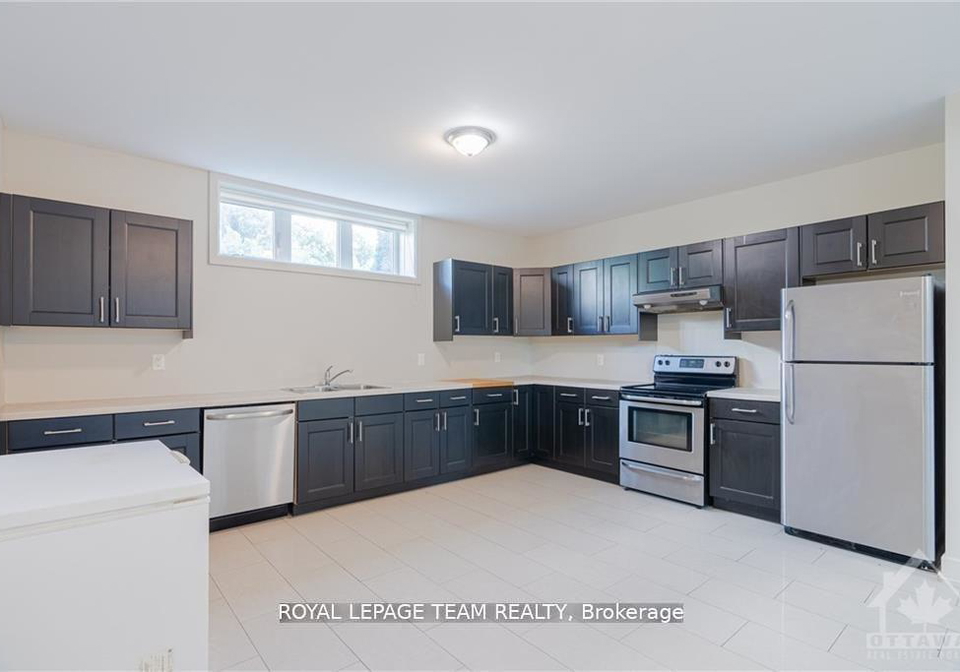 1100-hollington-street-ottawa-ontario-x12444189