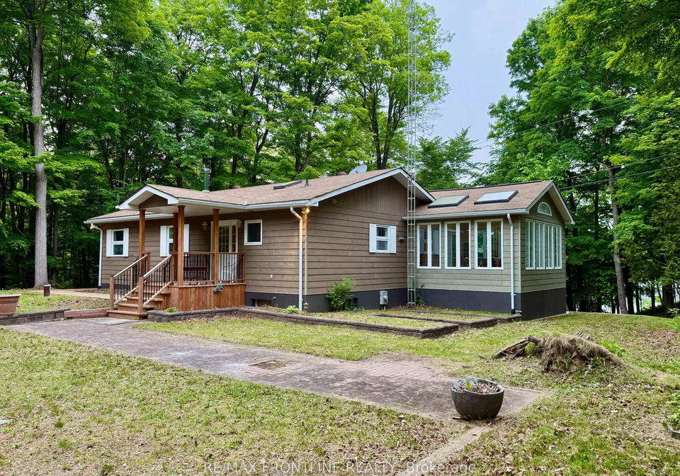 436-miners-point-road-tay-valley-ontario-x12444291