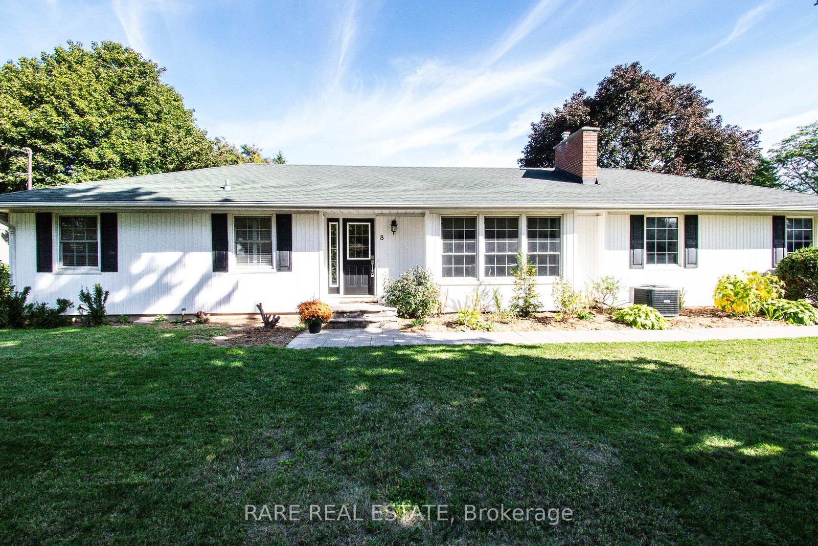 8-brookside-avenue-grimsby-ontario-x12444317
