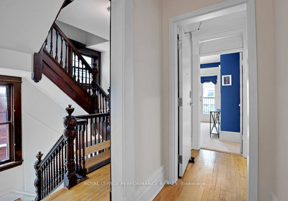 50-delaware-avenue-ottawa-ontario-x12444493