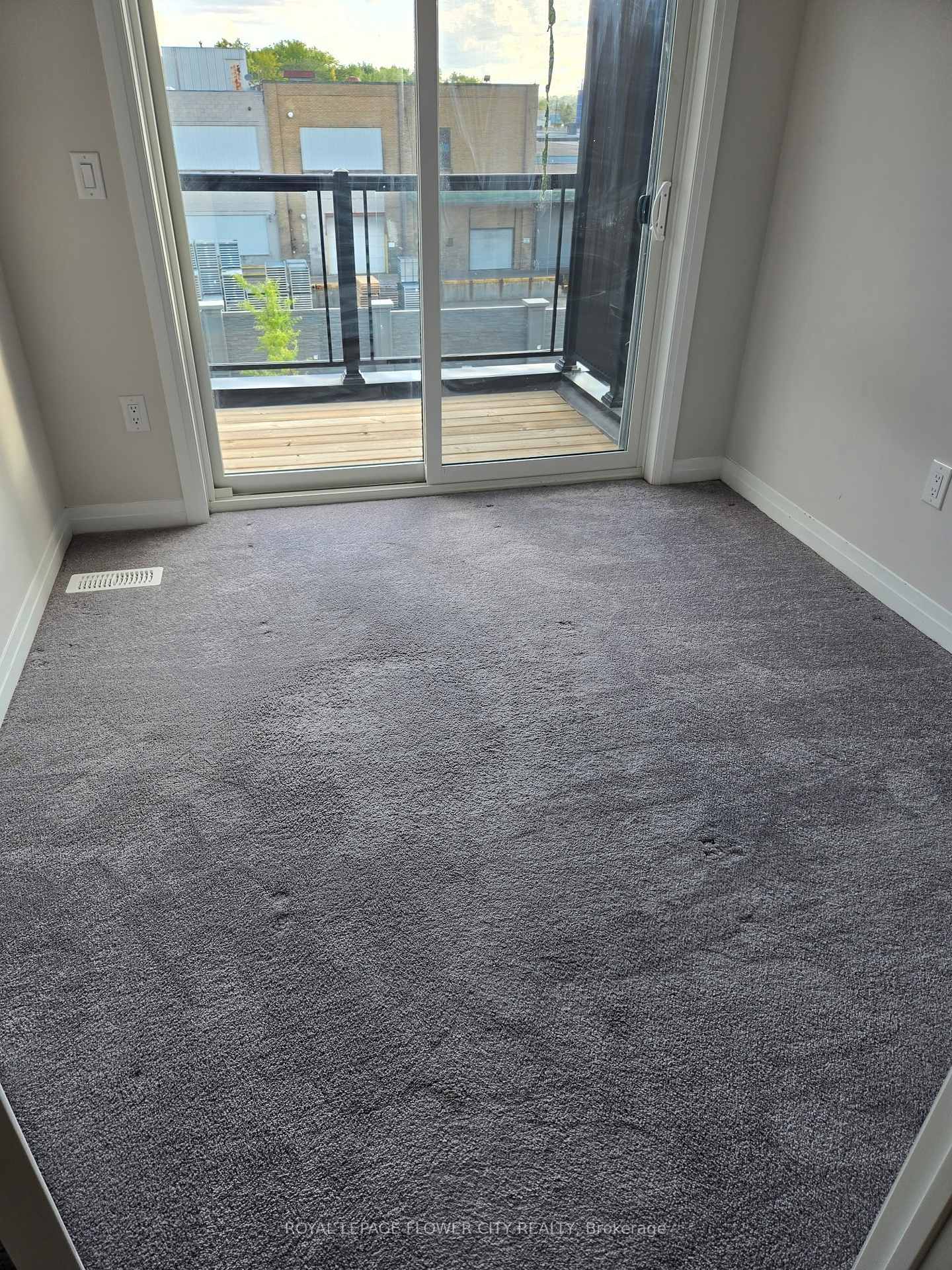 585-colborne-street-brantford-ontario-x12444494