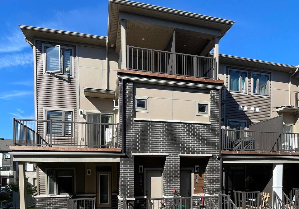 232-anyolite-private-ottawa-ontario-x12444496