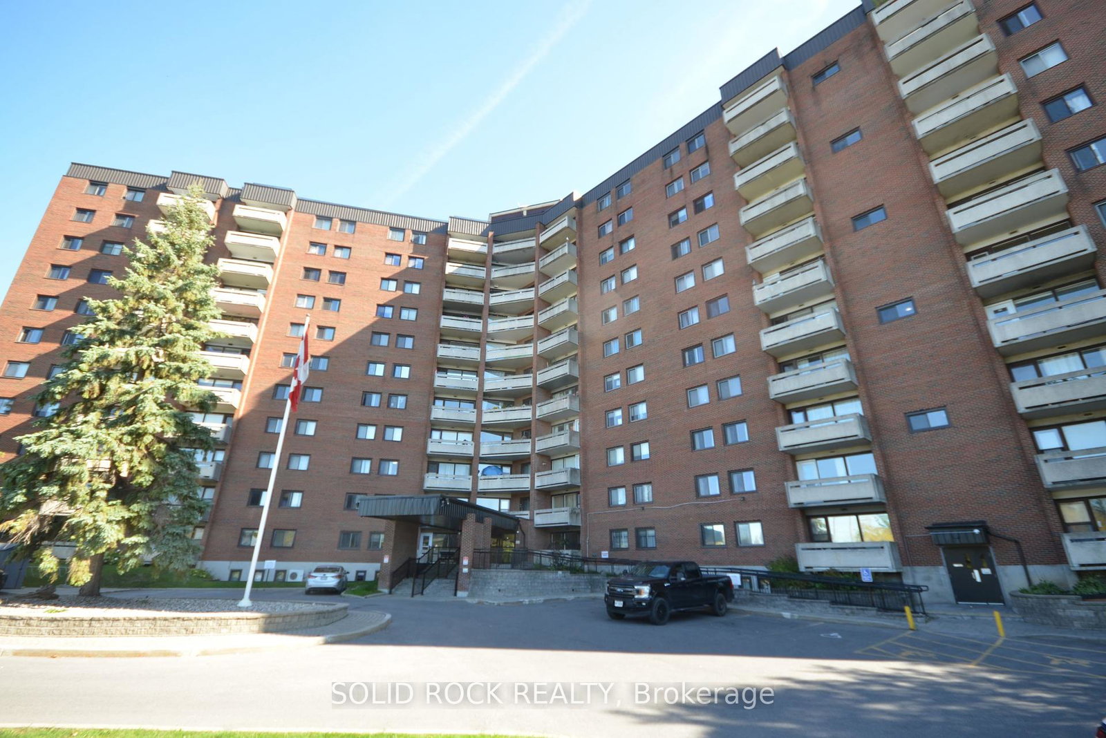 3100-carling-avenue-crystal-bay-rocky-point-bayshore-ottawa-ontario-x12444514