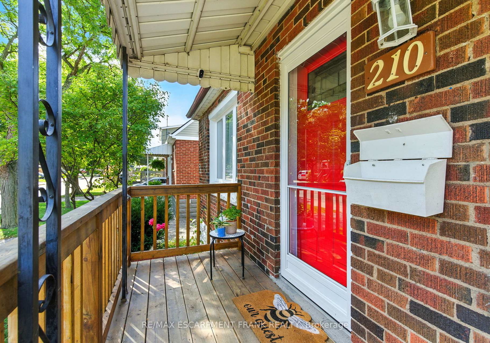 210-east-12th-street-hamilton-ontario-x12444549