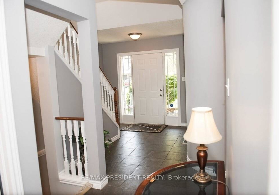 1657-bayswater-crescent-london-north-ontario-x12444588