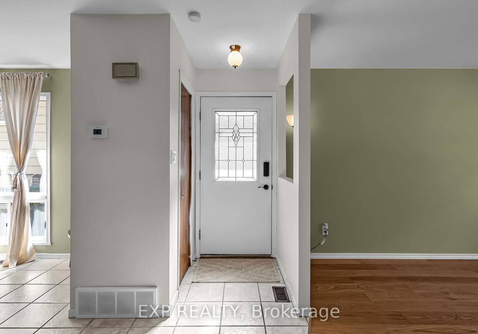 660-champlain-drive-cornwall-ontario-x12444602