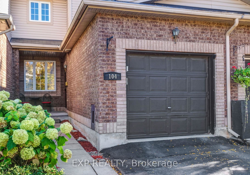 104-carwood-circle-ottawa-ontario-x12444640
