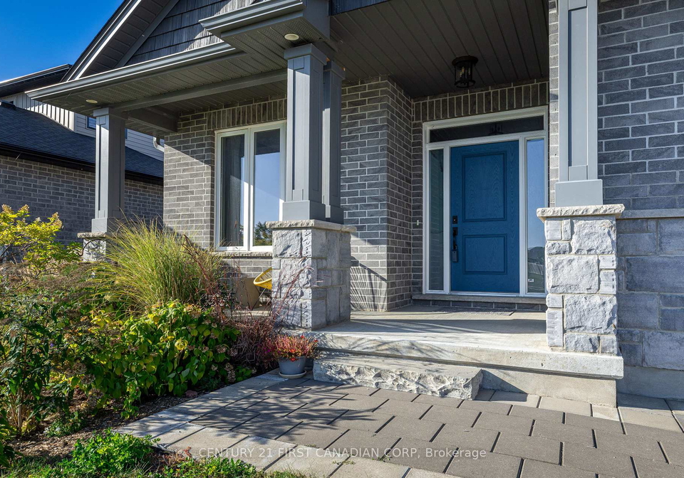 106-stuart-avenue-lucan-biddulph-ontario-x12444923