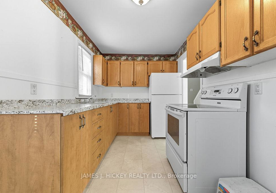 13-thomson-crescent-deep-river-ontario-x12444939