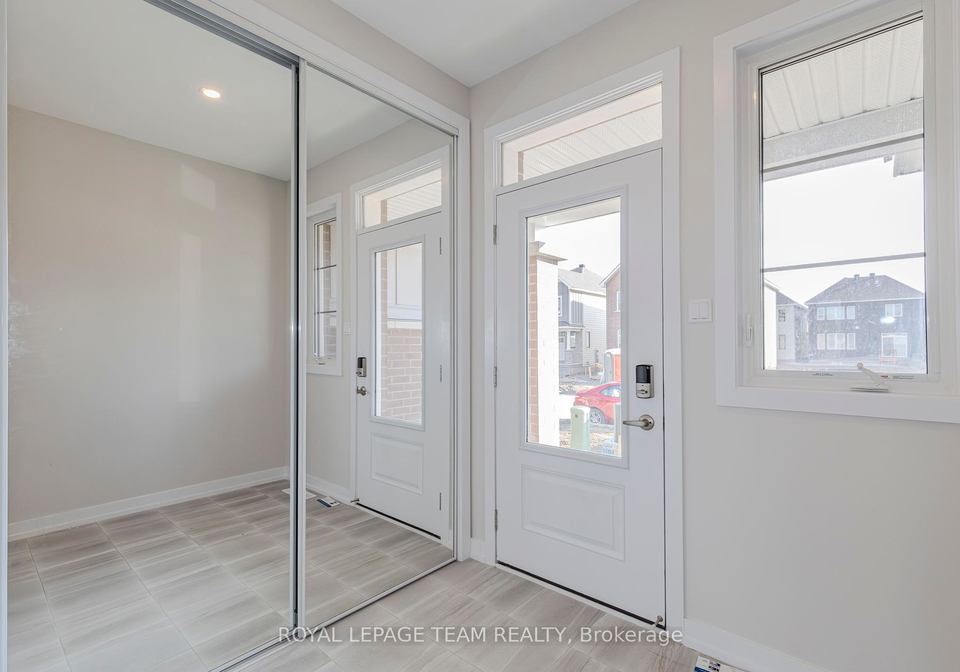2060-postilion-street-n-ottawa-ontario-x12445004