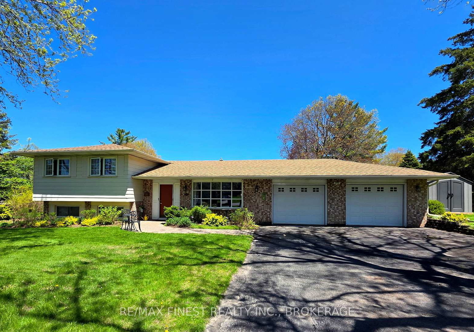 15-edgewood-drive-greater-napanee-ontario-x12445110