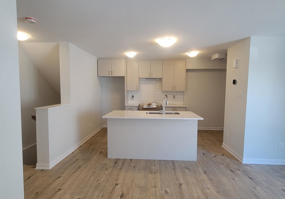 801-arcadian-private-kanata-ontario-x12445344