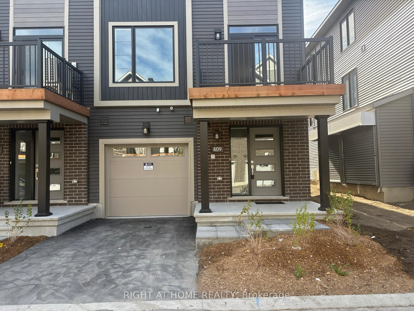 409-silverberry-private-kanata-ontario-x12445486