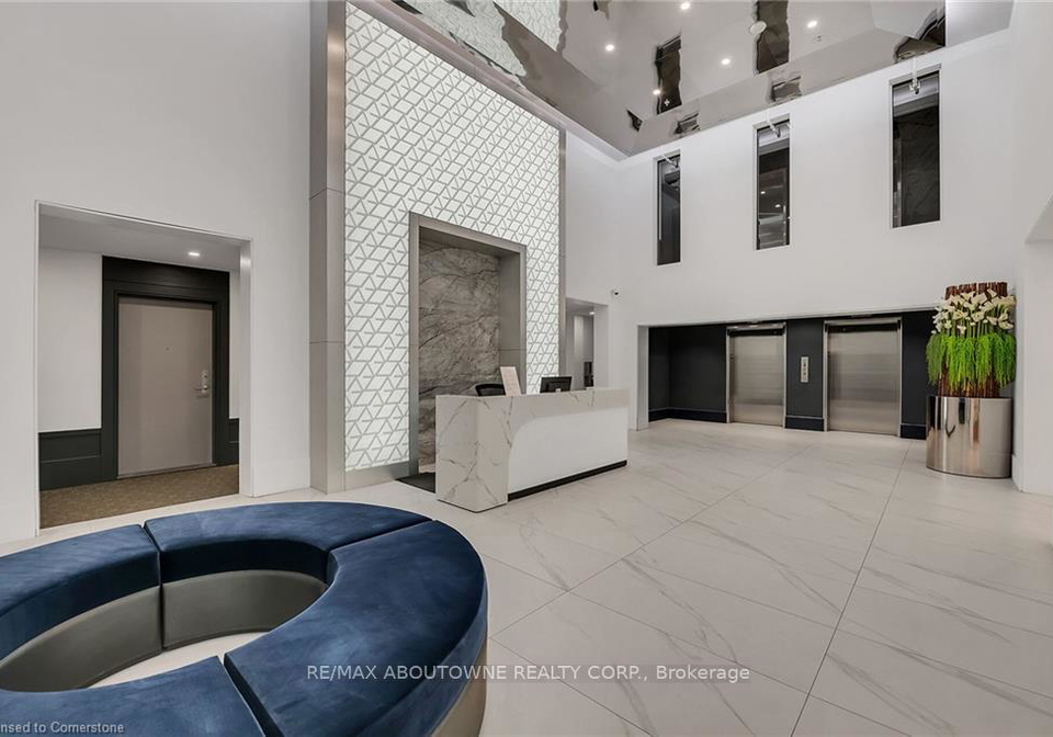 16-concord-place-grimsby-ontario-x12445665