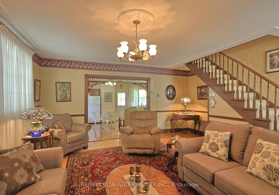 197-broad-street-north-middlesex-ontario-x12446136