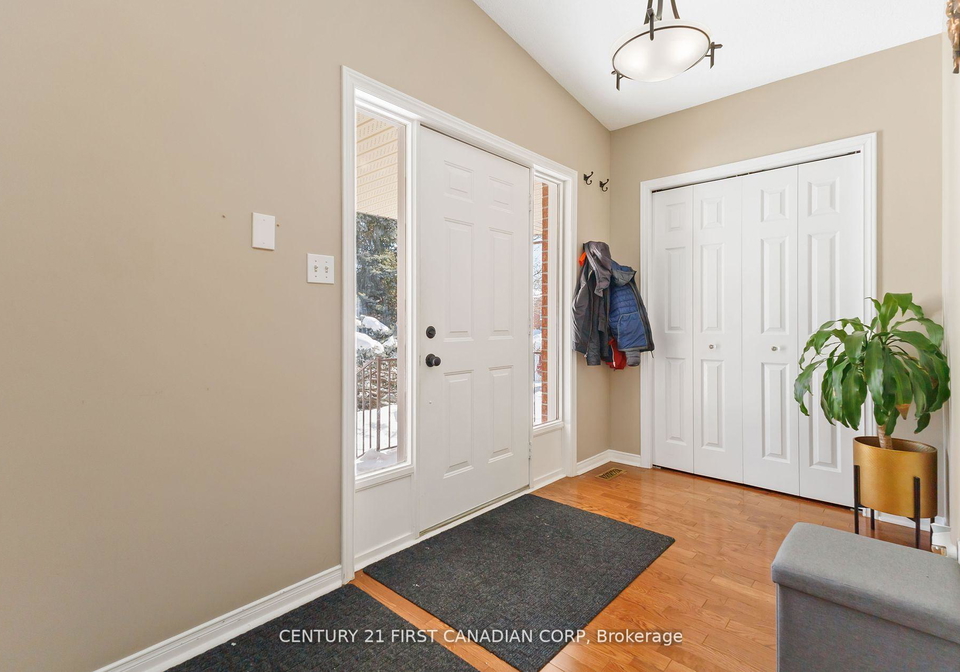 256-white-sands-drive-london-south-ontario-x12446701