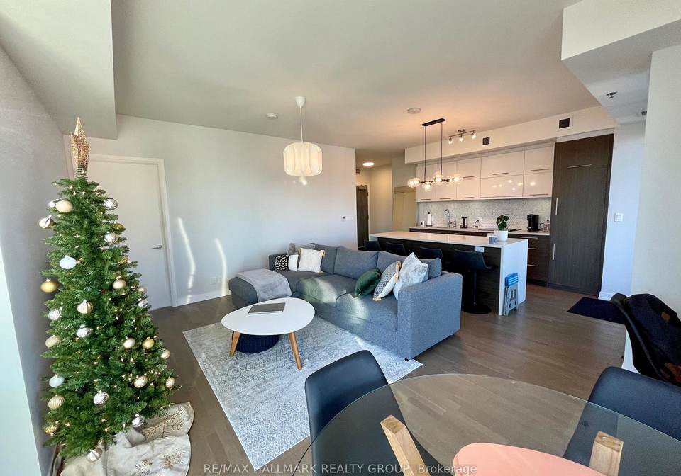 428-sparks-street-ottawa-ontario-x12446744