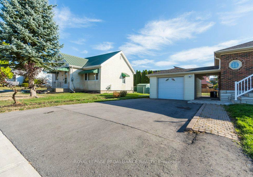 18-holmes-road-belleville-ontario-x12446837