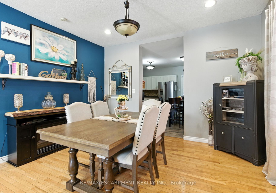 487-catharine-street-n-hamilton-ontario-x12446853