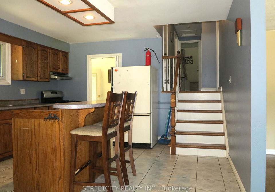 383-castlegrove-close-london-north-ontario-x12447124