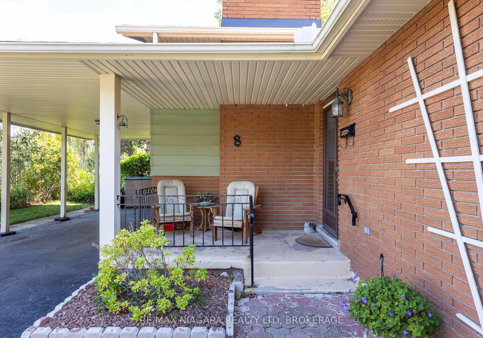 8-jefferson-drive-st-catharines-ontario-x12447224