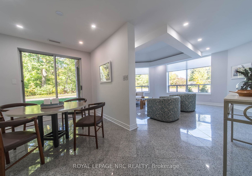 8111-forest-glen-drive-niagara-falls-ontario-x12447306