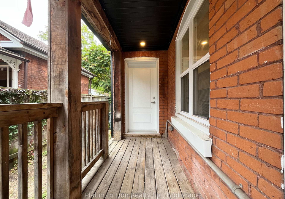 2426-cayuga-street-brantford-ontario-x12447355