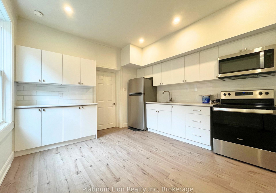 2426-cayuga-street-brantford-ontario-x12447355