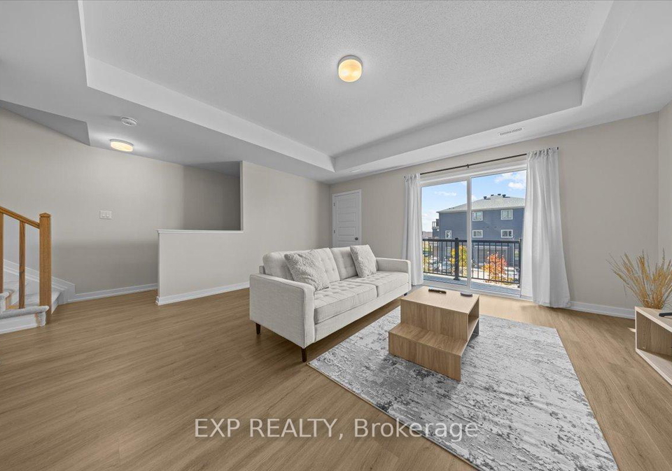 561-entourage-private-ottawa-ontario-x12447374