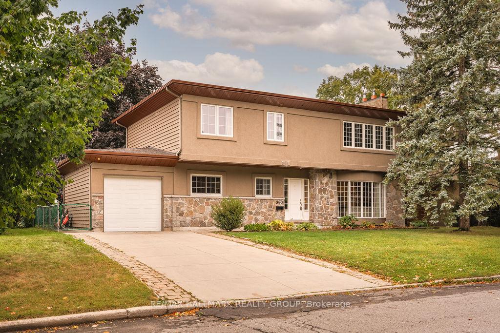 960-elsett-drive-ottawa-ontario-x12447477