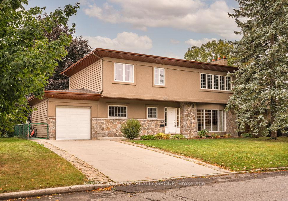 960-elsett-drive-ottawa-ontario-x12447477