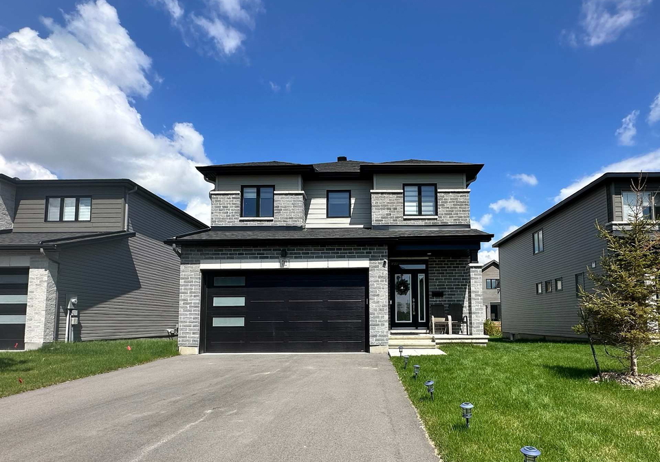 712-namur-street-russell-ontario-x12447481