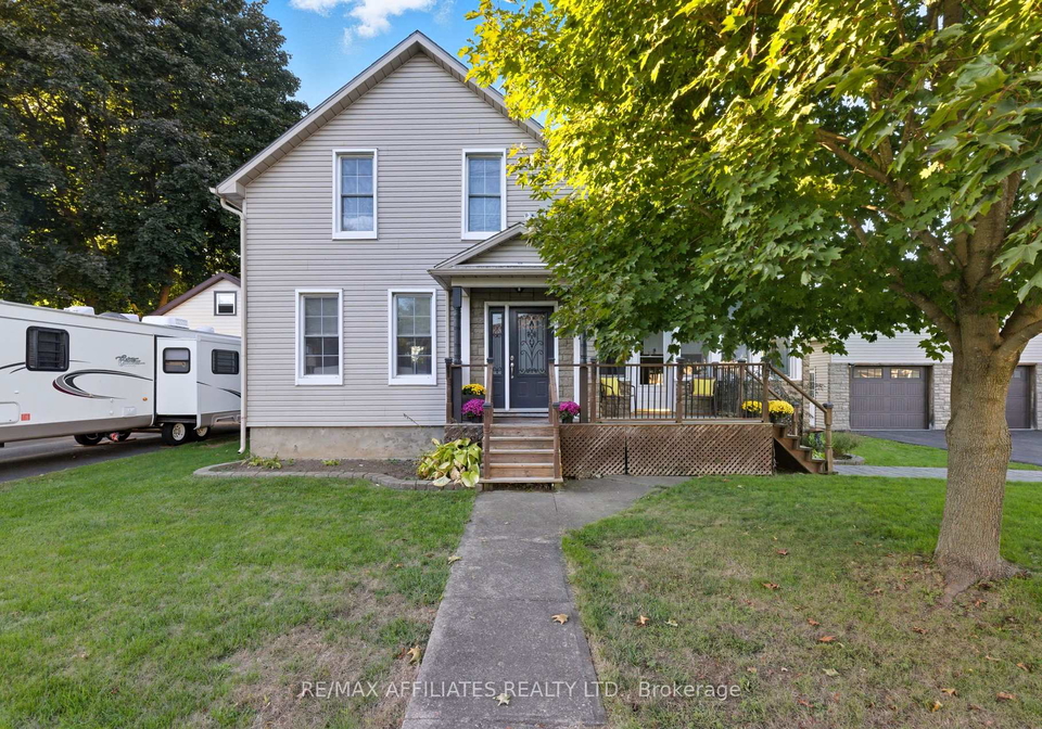 174-park-street-w-prescott-ontario-x12448074