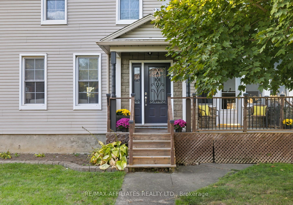 174-park-street-w-prescott-ontario-x12448074