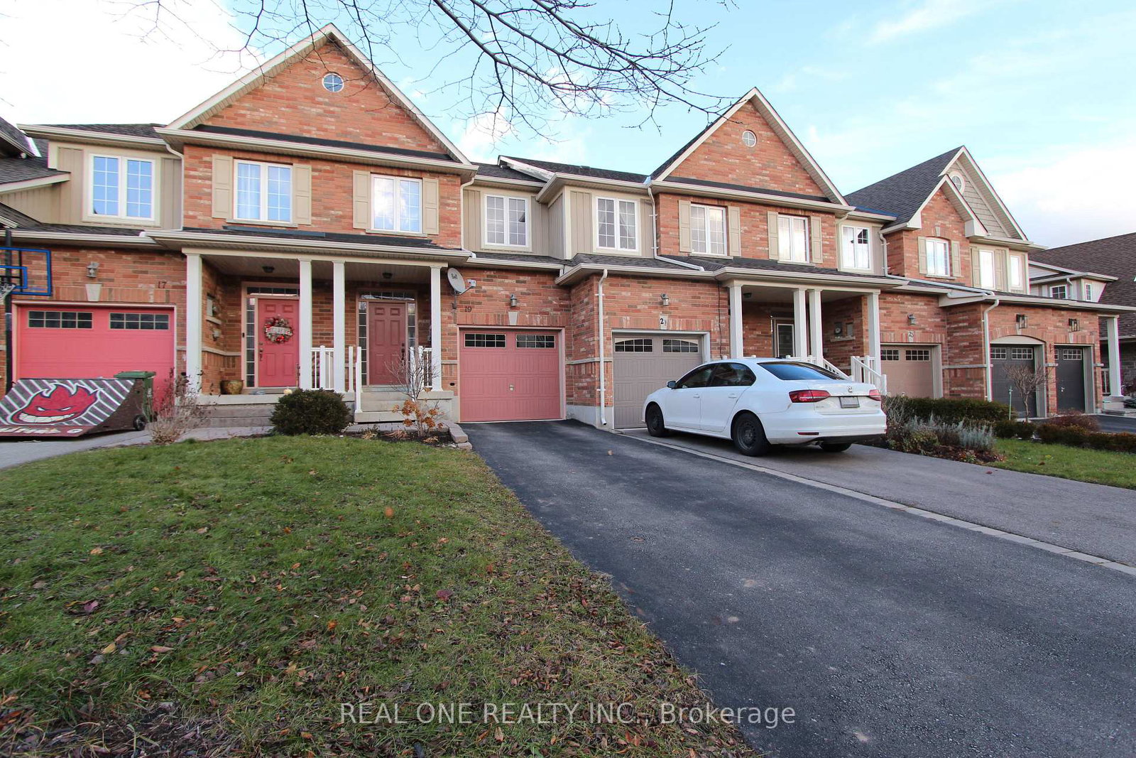 19-browview-drive-hamilton-ontario-x12448250