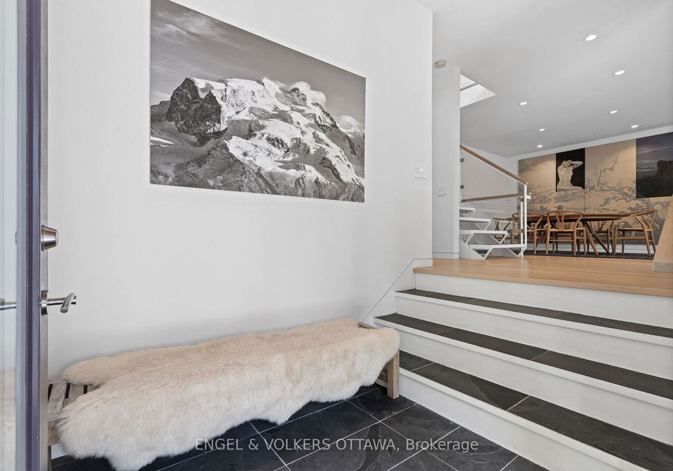 5-clemow-avenue-ottawa-ontario-x12448329