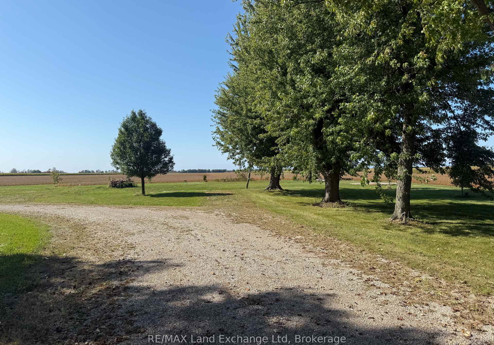 84947-bluewater-highway-ashfield-colborne-wawanosh-ontario-x12448405