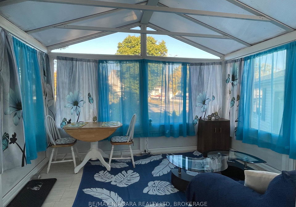 8729-drake-avenue-niagara-falls-ontario-x12448579