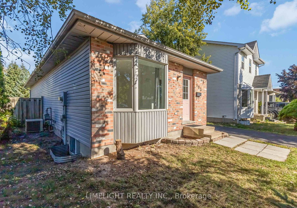 992-prosperity-court-london-east-ontario-x12448598