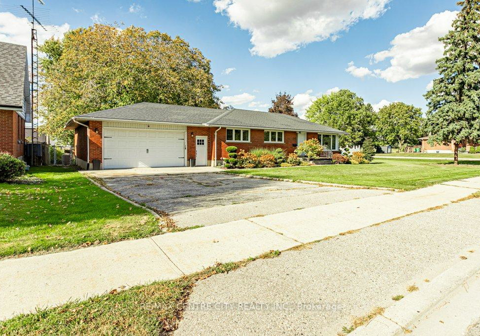 194-appin-road-southwest-middlesex-ontario-x12448738