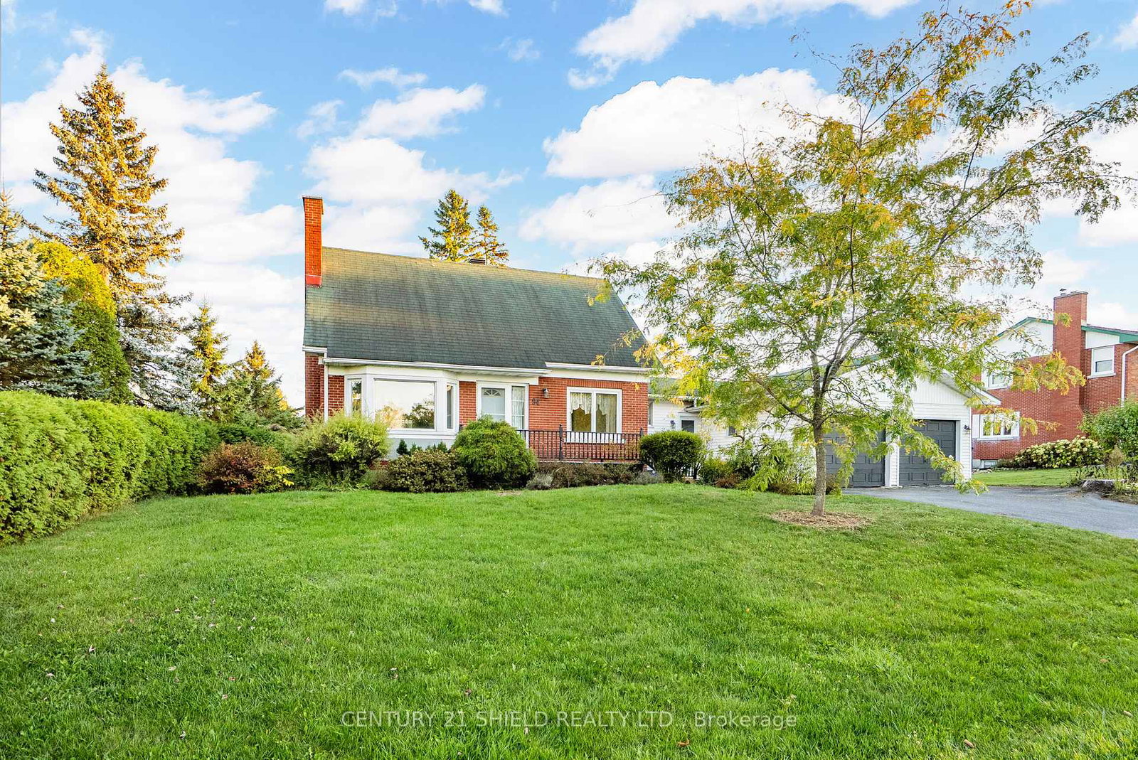 94-columbia-avenue-south-stormont-ontario-x12448777