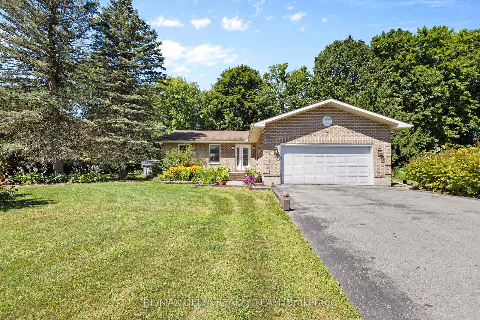 9-lasalle-street-clarence-rockland-ontario-x12449389