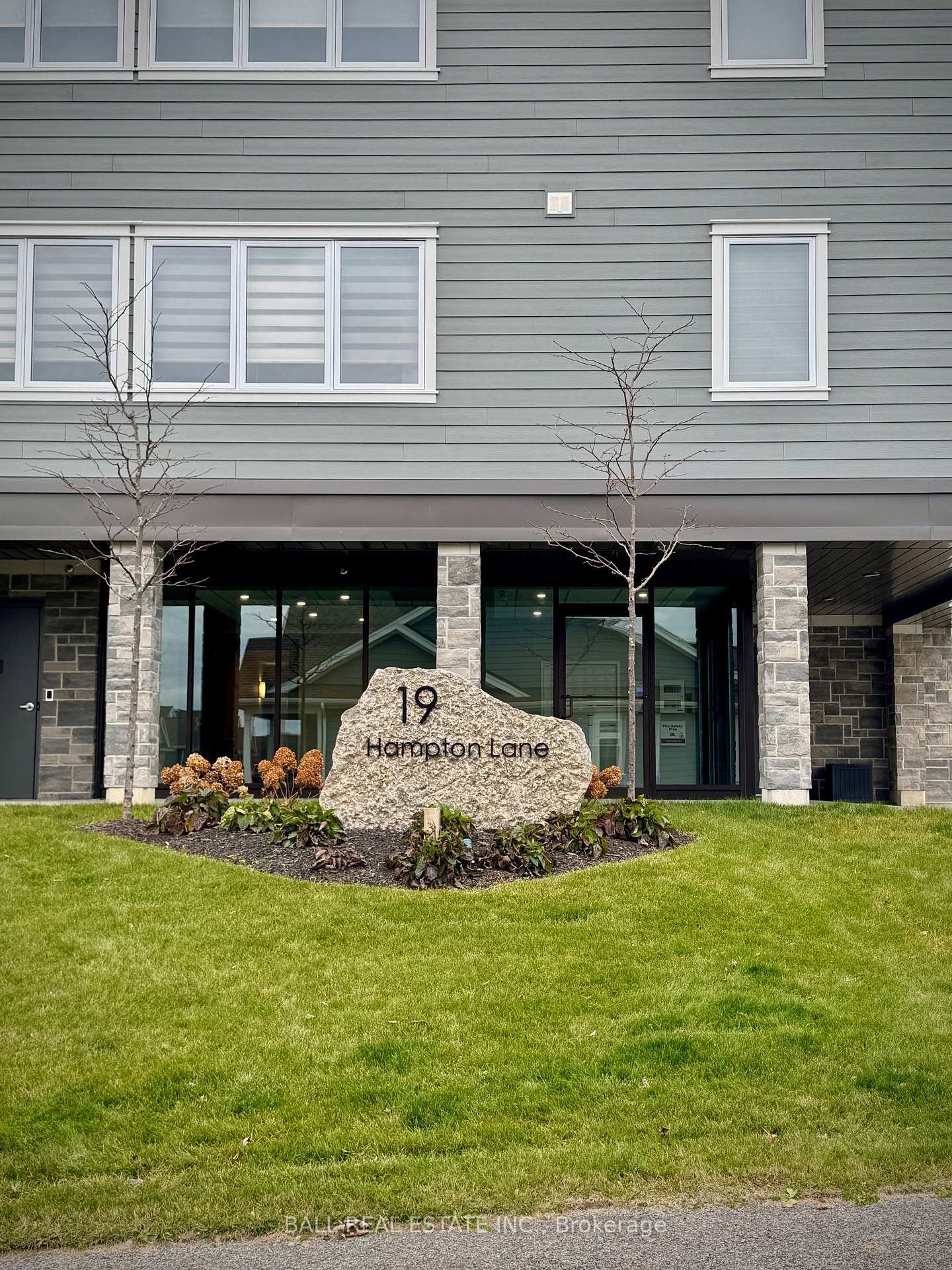 19-hampton-lane-selwyn-ontario-x12449493