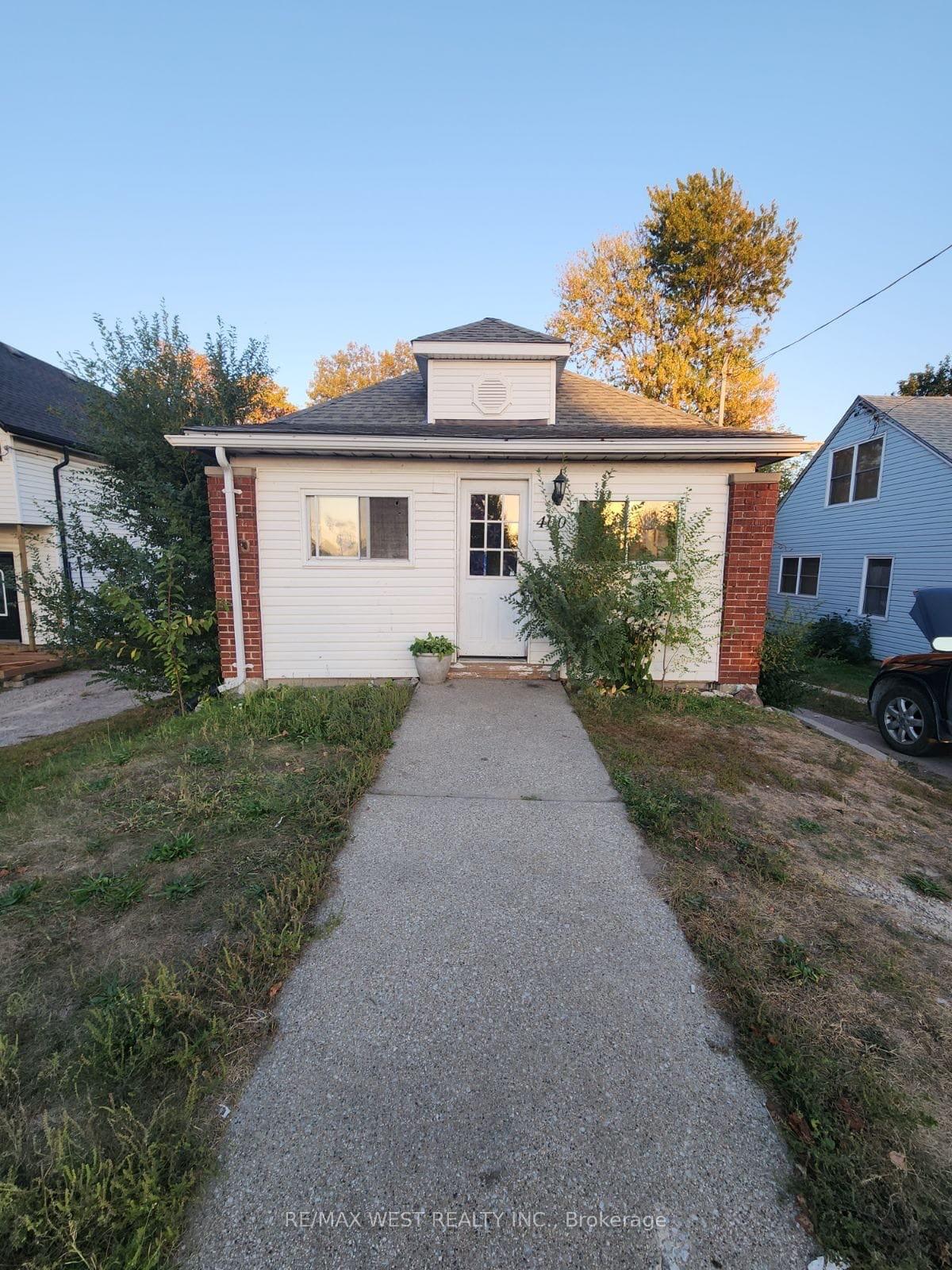 400-brock-street-s-sarnia-ontario-x12449560