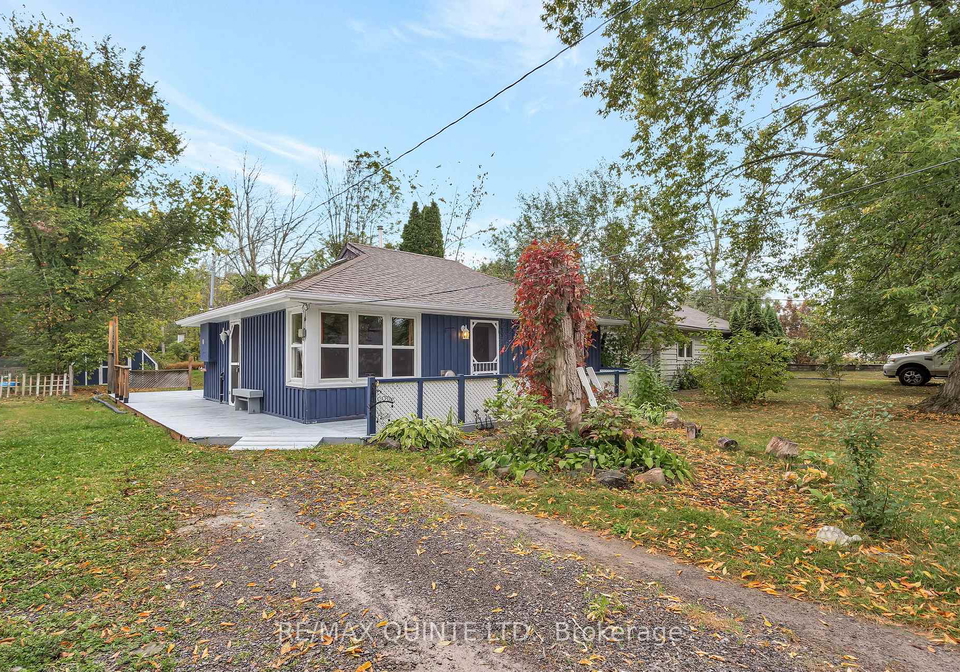 754-county-road-28-prince-edward-county-ontario-x12449575