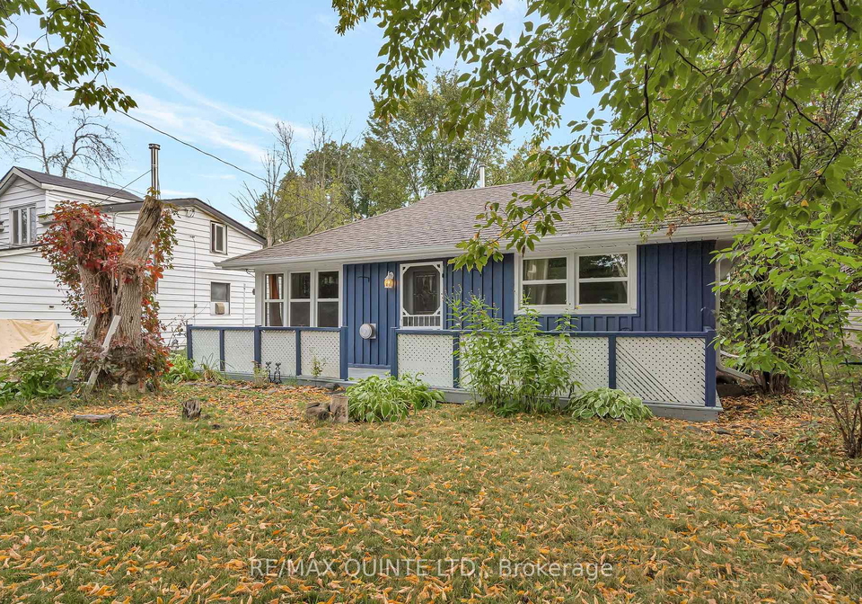 754-county-road-28-prince-edward-county-ontario-x12449575