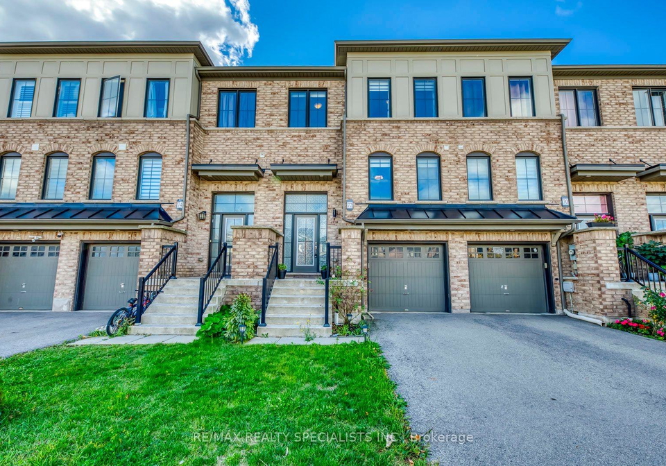 72-crafter-crescent-hamilton-ontario-x12449597