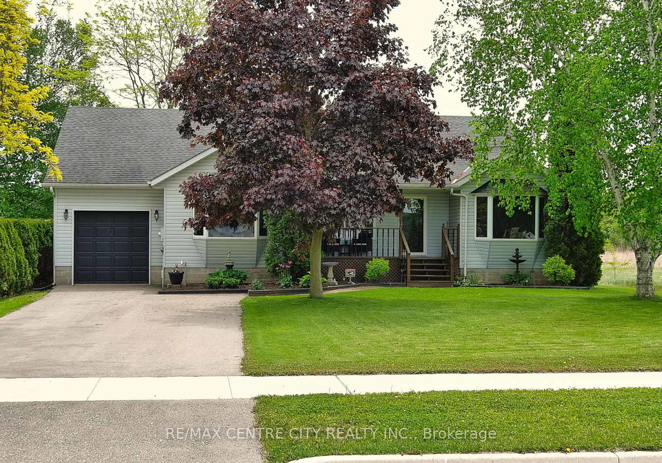212-queen-street-west-elgin-ontario-x12449738